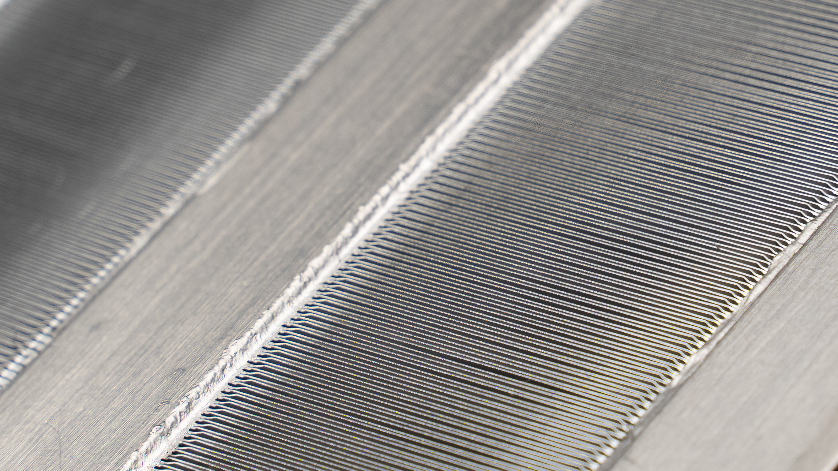Macro of the JouleForce microchannel array